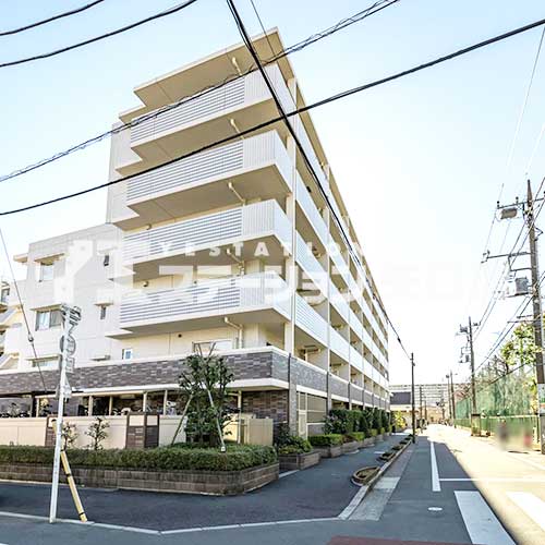 クレッセント東京サウス　前面道路