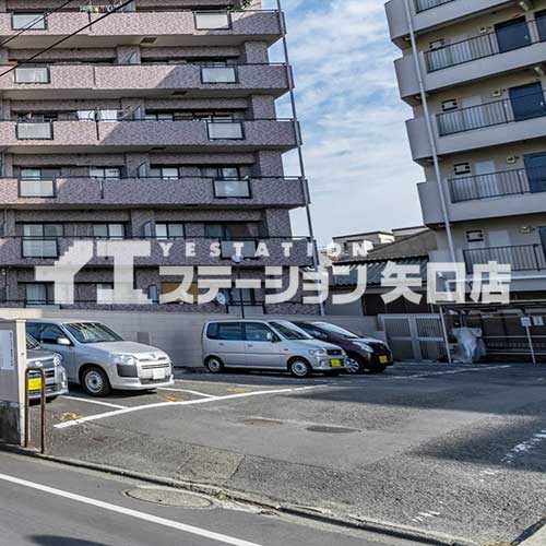 クレッセント多摩川緑地　駐車場
