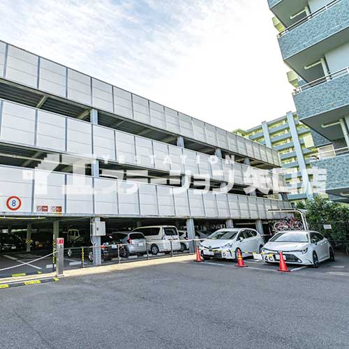クレストフォルム東京リバーコート　駐車場