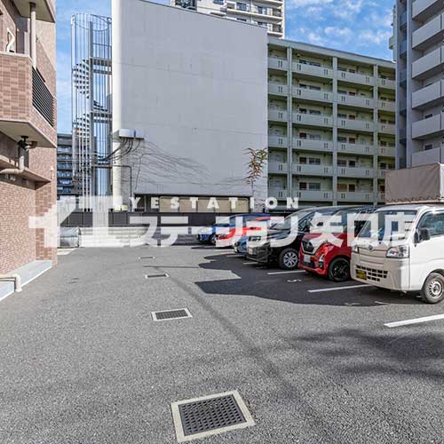 グランイーグル多摩川Ⅶ　駐車場