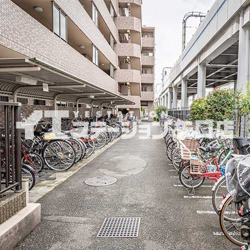 ルピナス多摩川　駐輪場