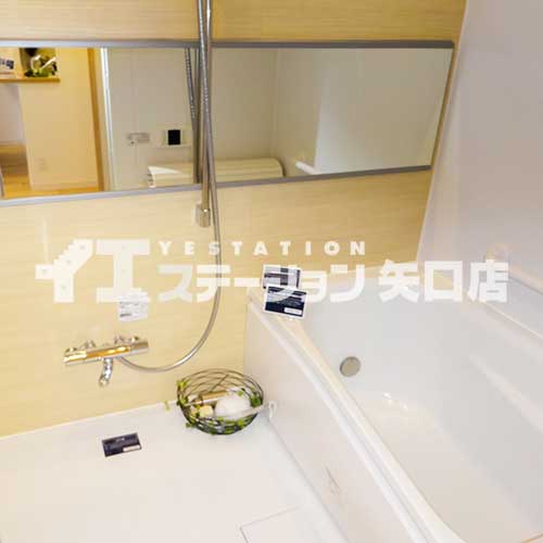 ワイズ２２２　バスルーム