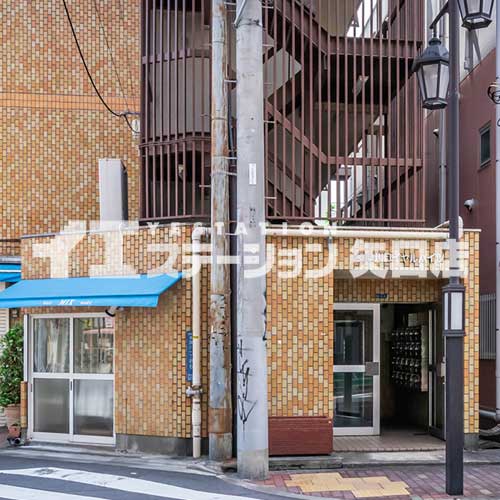 多摩川ロイヤルハイツ 入口