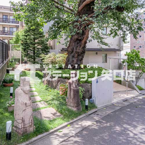 レガーレ田園調布 中庭