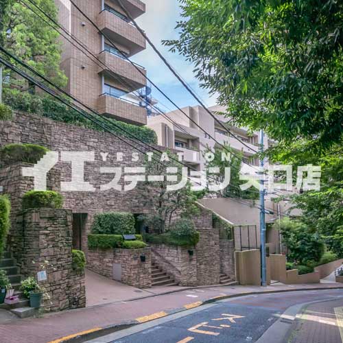 パレロワイヤル田園調布 前面道路