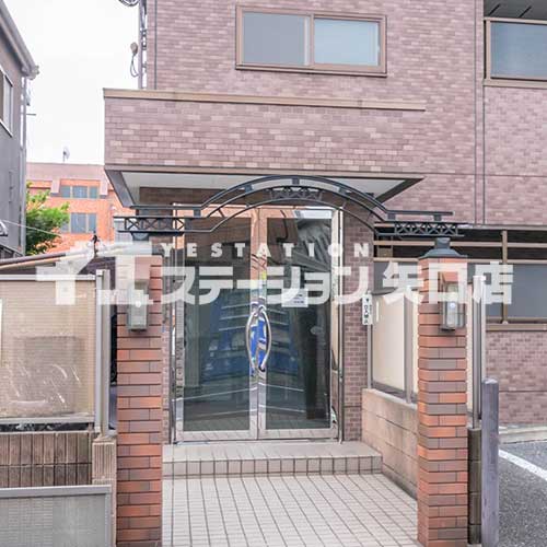 シュロス東嶺 入口