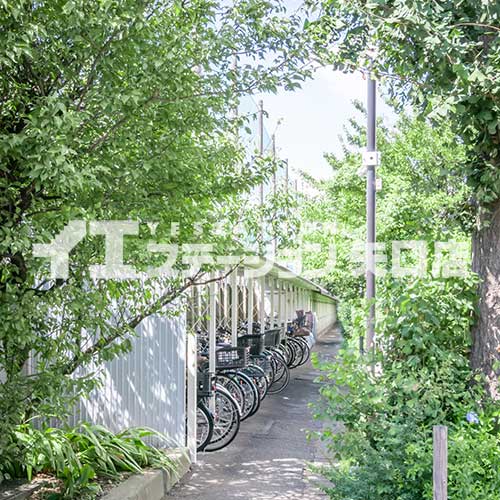 多摩リバーサイドハウス 駐輪場