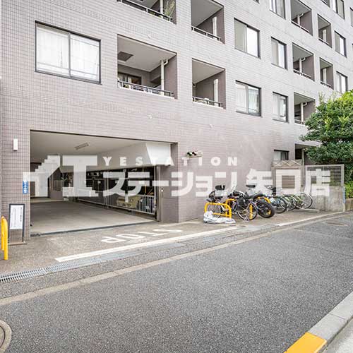 東急ドエルアルス矢口　駐輪場兼バイク置き場